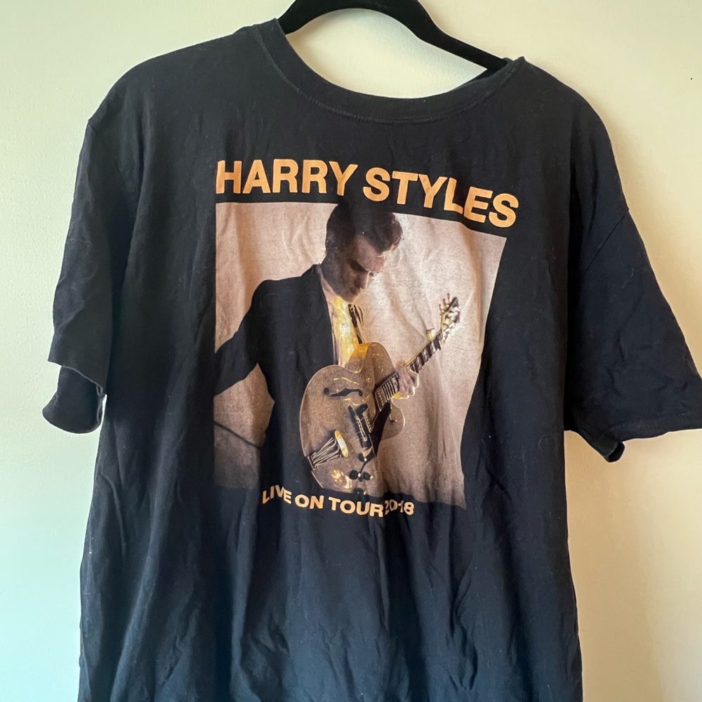 XL Harry Sykes LOVE ON TOUR concert Tshirt